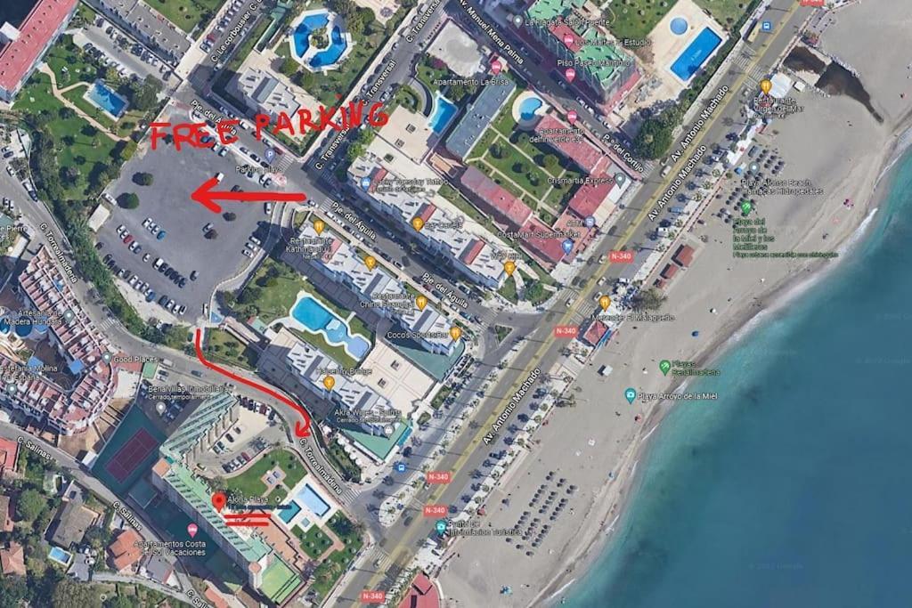 Apartamento Apartamento A PIE DE PLAYA con terraza y piscinas Benalmádena Exterior foto